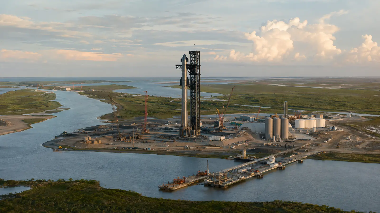 Louisiana kıyısındaki sulak alanların yanında planlanan geniş Starship fırlatma kompleksi